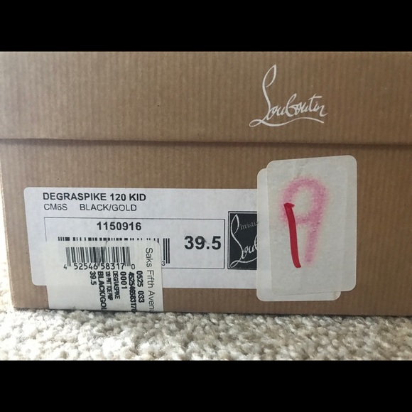 Christian Louboutin pumps - Picture 2 of 3